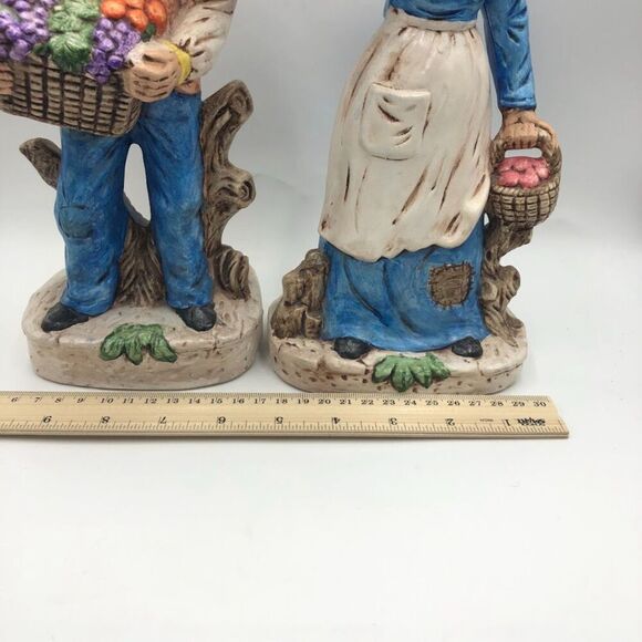 Vintage MCM 1979 Set of 2 Ceramic Farmer Workers Figurines Male Female Tabletop - Picture 9 of 9
